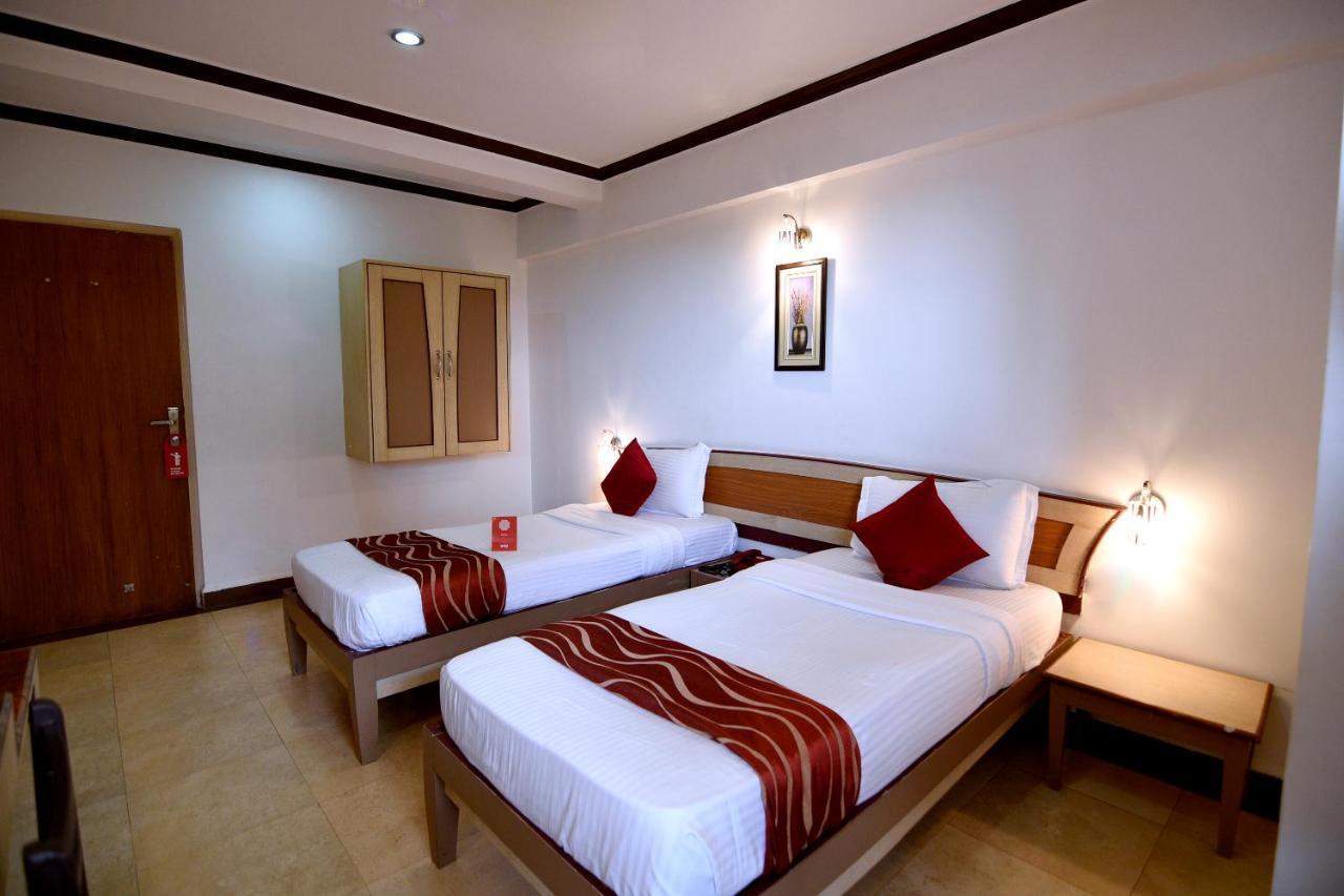 Om Shiv Hotel Madgaon Extérieur photo