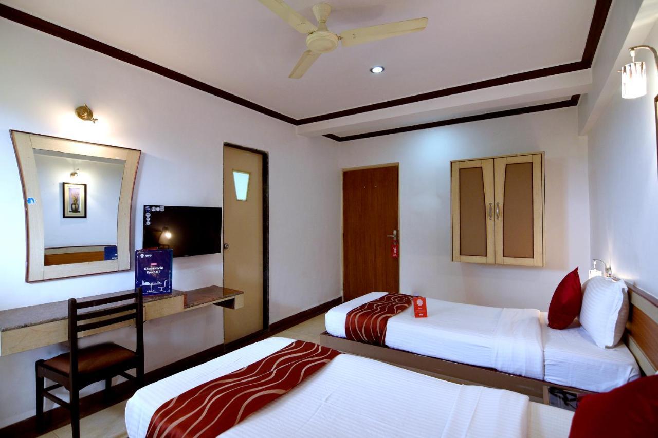 Om Shiv Hotel Madgaon Extérieur photo